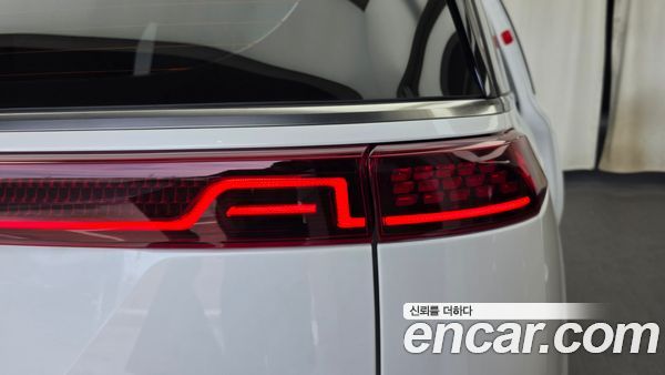 Kia Carnival 2023, фото 8