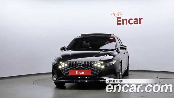 Hyundai Grandeur 2022, фото 3