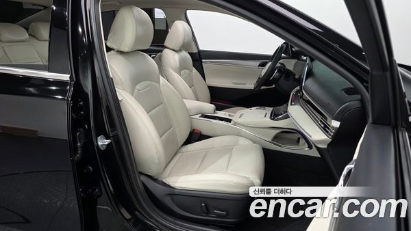 Hyundai Grandeur 2022, фото 11