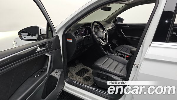 Volkswagen Tiguan 2023, фото 12