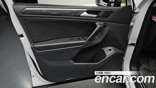 Volkswagen Tiguan 2023, фото 13