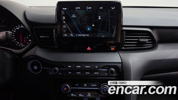Hyundai Veloster 2022, фото 13