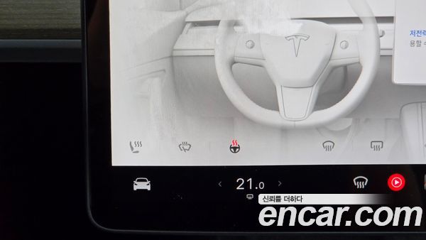 Tesla Model Y 2024, фото 29