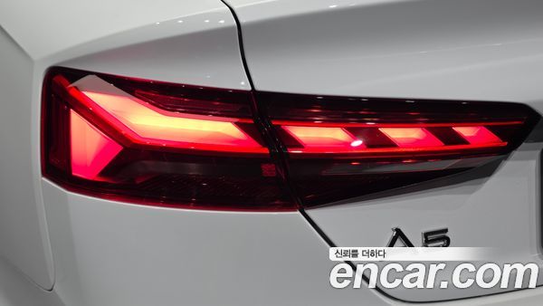 Audi A5 2021, фото 9