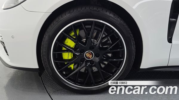 Porsche Panamera 2021, фото 5