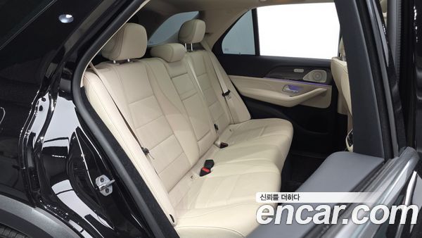 Mercedes-Benz GLE 2023, фото 11