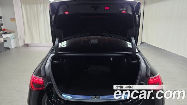 Mercedes-Benz S-Class 2023, фото 25