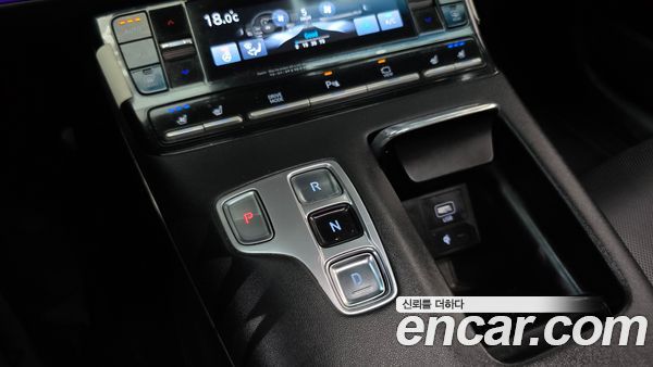 Hyundai Grandeur 2023, фото 9