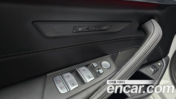 BMW 5 Series 2023, фото 26