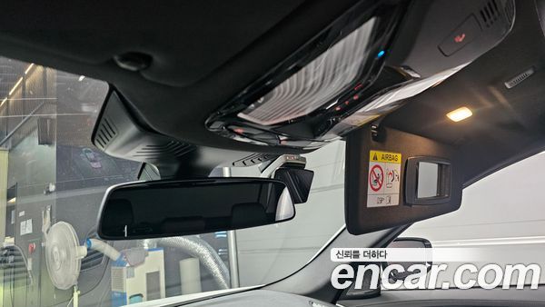 BMW 5 Series 2023, фото 31