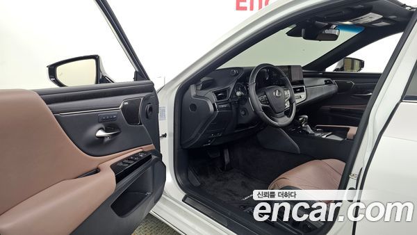 Lexus ES 2026, фото 13