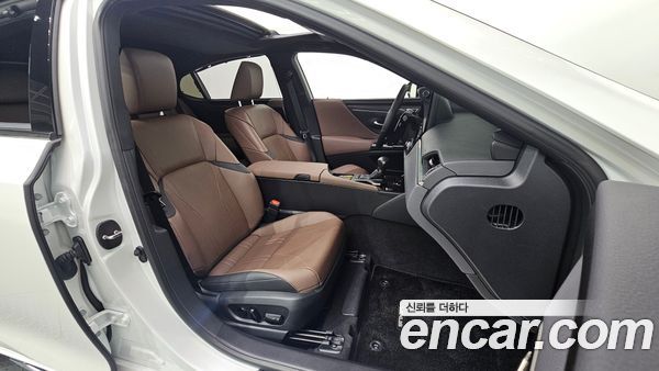 Lexus ES 2026, фото 16