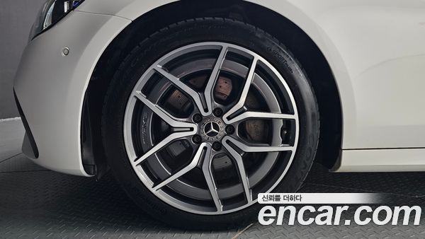 Mercedes-Benz E-Class 2021, фото 5