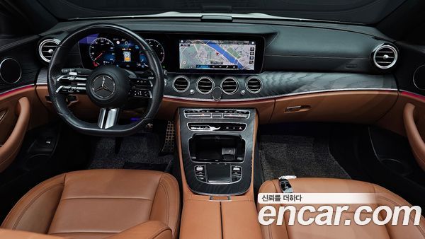 Mercedes-Benz E-Class 2021, фото 10