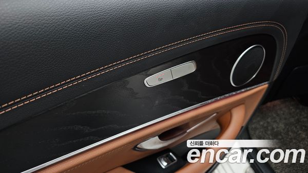 Mercedes-Benz E-Class 2021, фото 29