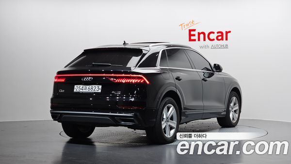 Audi Q8 2020