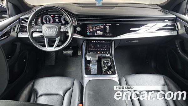 Audi Q8 2020, фото 9