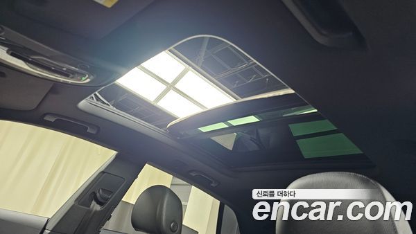 Audi Q8 2020, фото 22