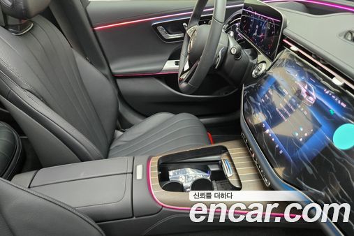 Mercedes-Benz E-Class 2025, фото 14