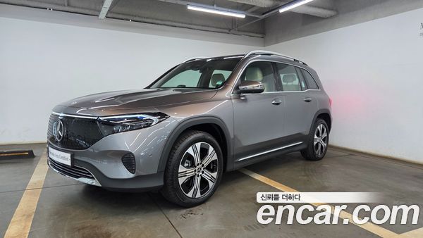 Mercedes-Benz EQB 2026