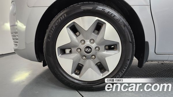 Hyundai Staria 2023, фото 5