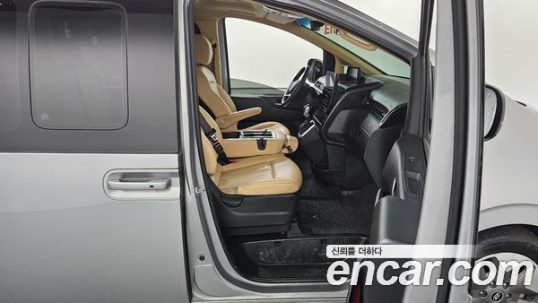 Hyundai Staria 2023, фото 16