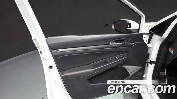 Volkswagen Golf 2024, фото 14