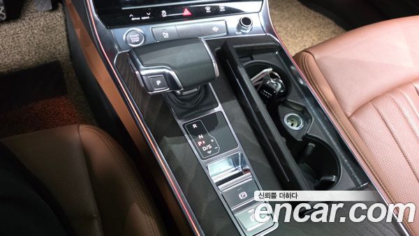 Audi A6 2020, фото 11