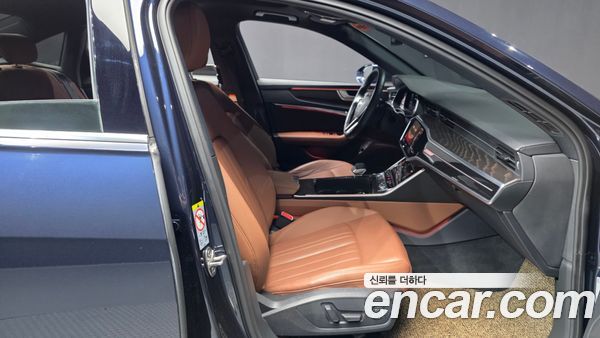 Audi A6 2020, фото 16