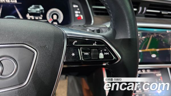 Audi A6 2020, фото 31