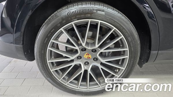 Porsche Cayenne 2021, фото 5