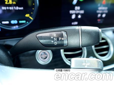 Mercedes-Benz E-Class 2022, фото 7