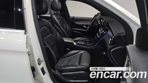 Mercedes-Benz GLC 2021, фото 15