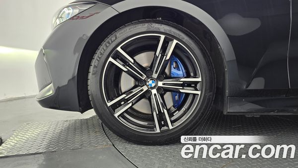 BMW 3 Series 2025, фото 5