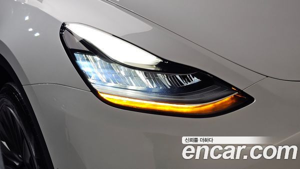 Tesla Model Y 2021, фото 7