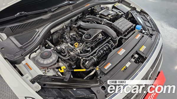 Volkswagen Jetta 2023, фото 6