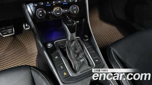 Volkswagen Jetta 2023, фото 12