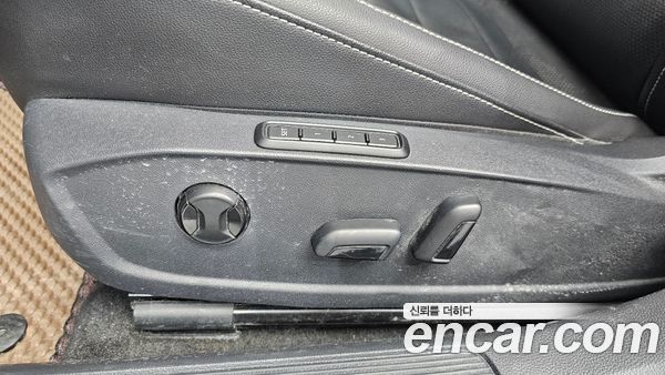 Volkswagen Jetta 2023, фото 31
