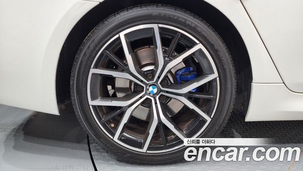 BMW 5 Series 2022, фото 5
