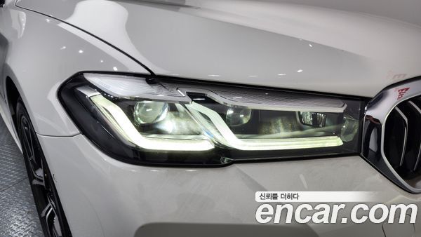 BMW 5 Series 2022, фото 8