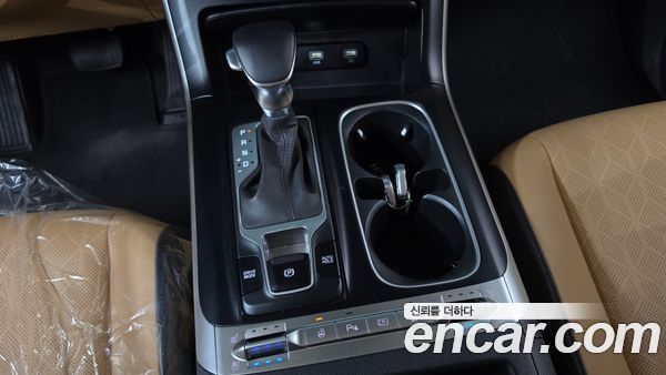 Kia Carnival 2022, фото 12