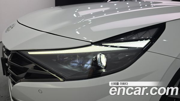 Hyundai Elantra 2023, фото 8