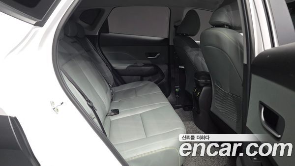 Hyundai Kona 2025, фото 18