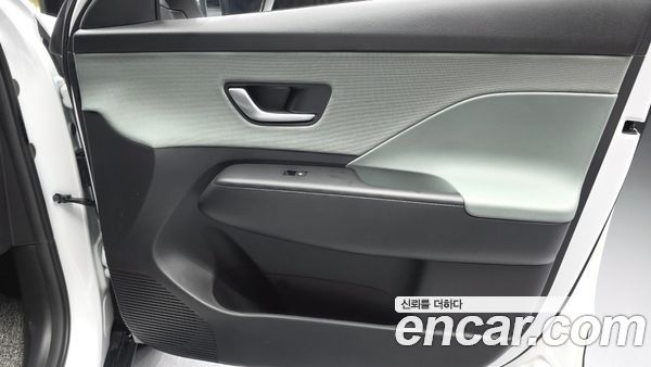Hyundai Kona 2025, фото 14