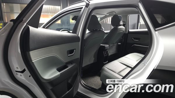 Hyundai Kona 2025, фото 16