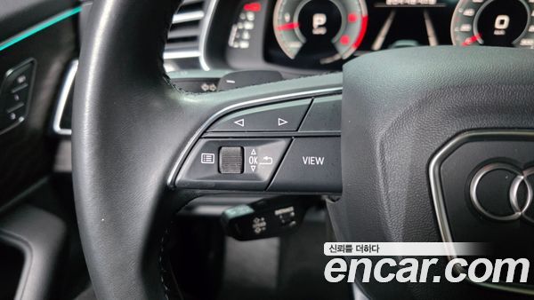 Audi Q7 2021, фото 30