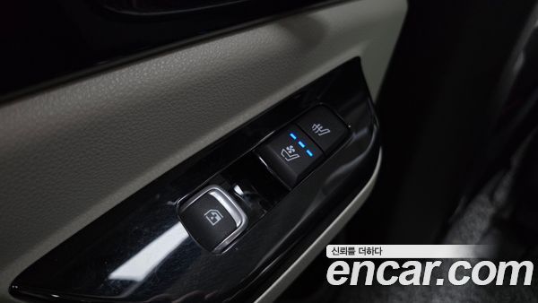 Kia Carnival 2021, фото 26
