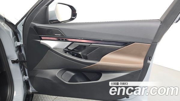 BMW 5 Series 2026, фото 14