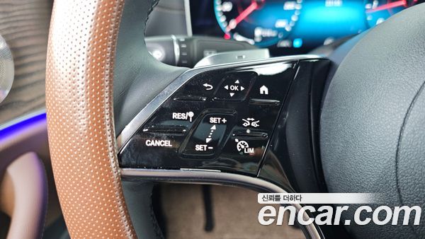 Mercedes-Benz E-Class 2023, фото 31