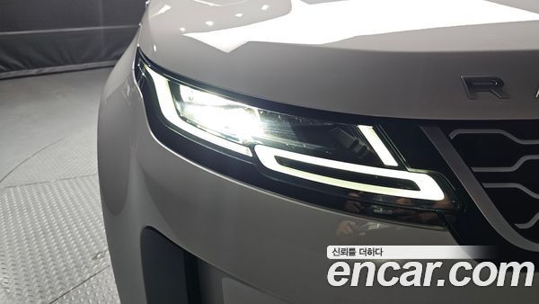 Land Rover Range Rover Evoque 2022, фото 8
